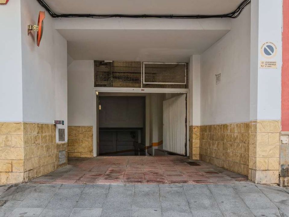 Garage i Torrevieja, Alicante - foto 2