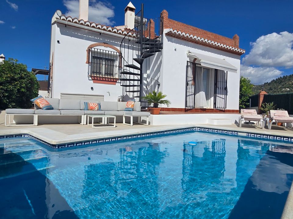 Villa i Venta Baja, Malaga - foto 1