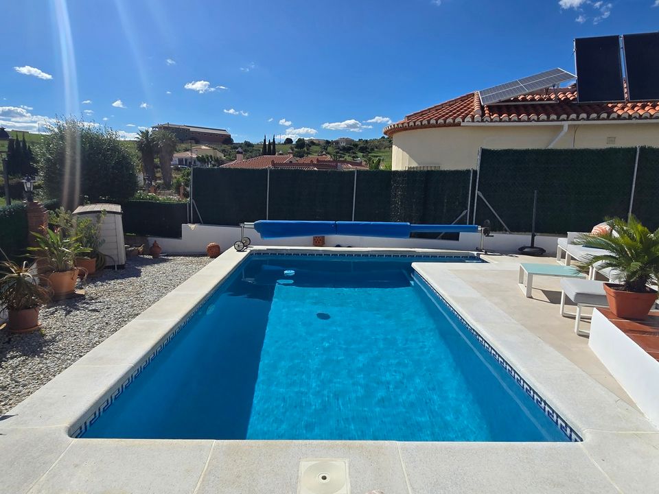 Villa i Venta Baja, Malaga - foto 2