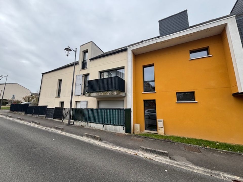 Parkeringsplads i Chambly, Oise - foto 1