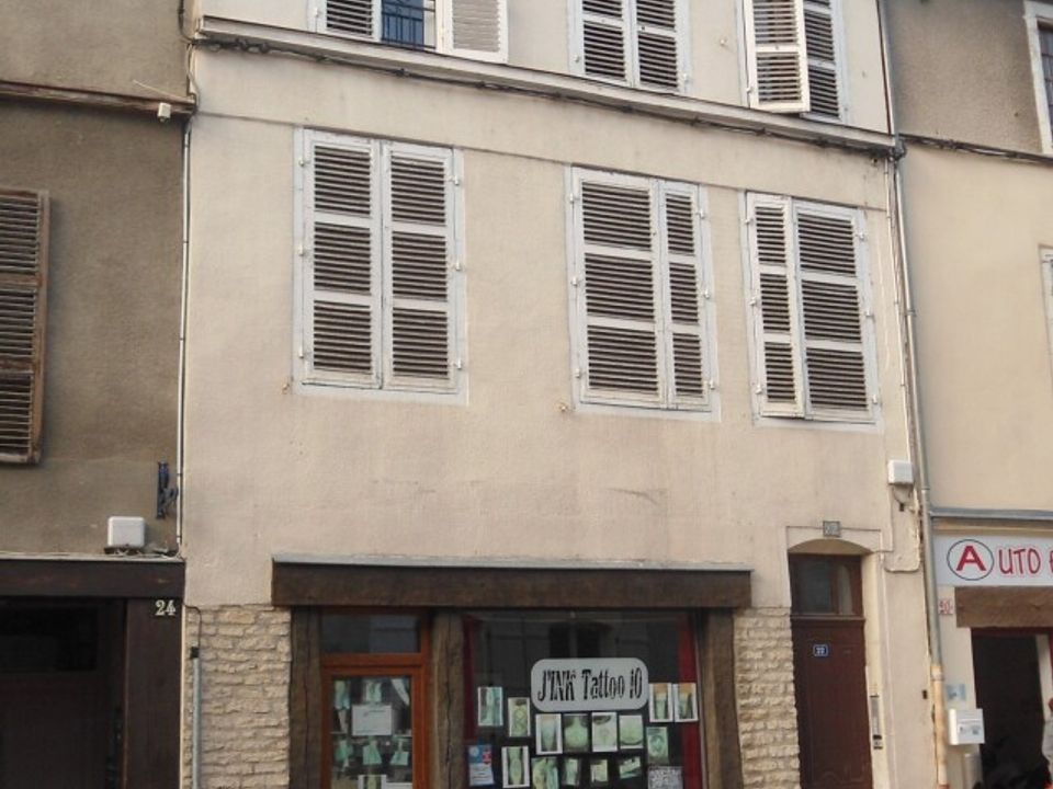 Lejlighed i Bar-sur-Aube, Aube - foto 1