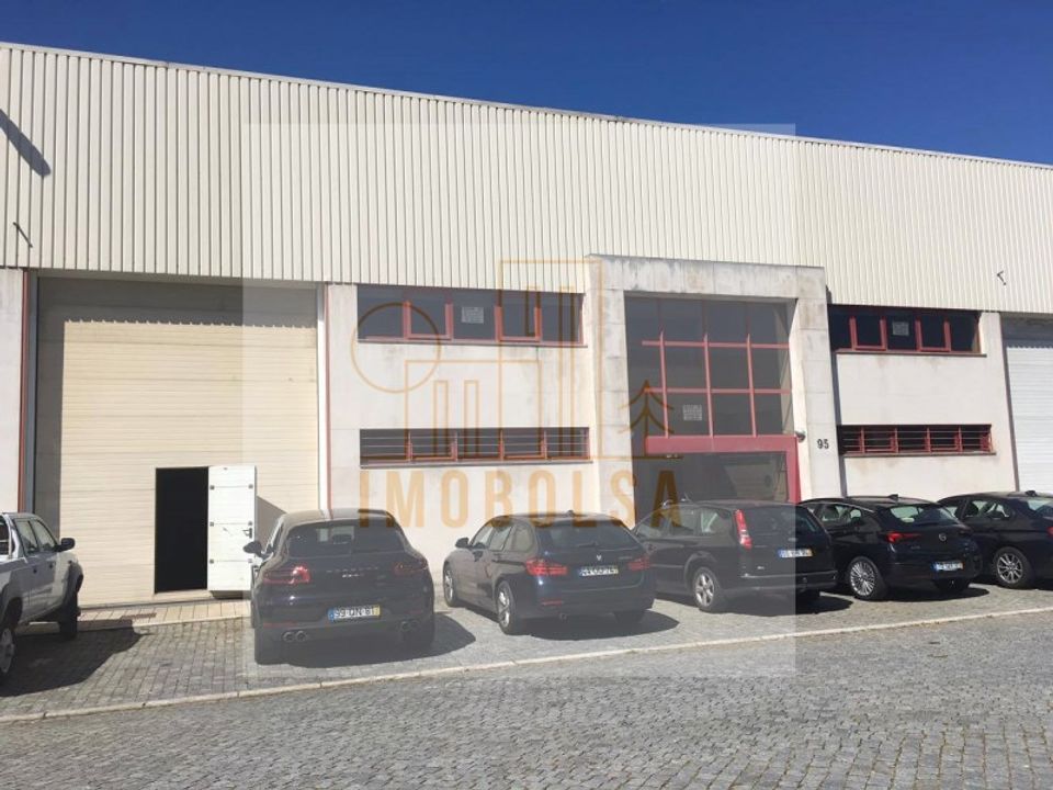 Erhvervsejendom i Moreira, Porto - foto 1