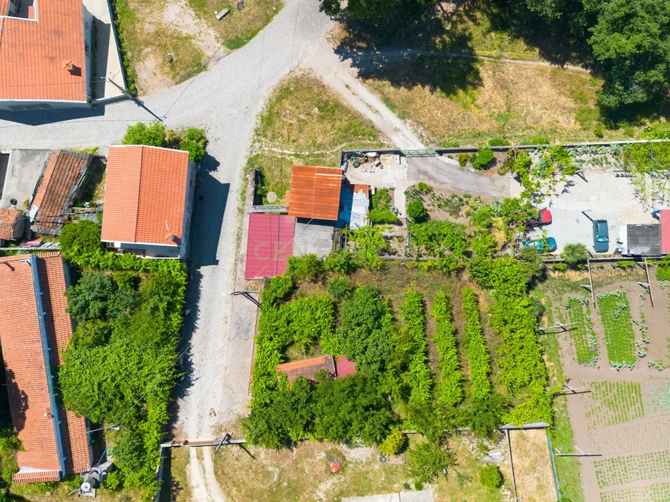 Helårsgrund i Penafiel, Porto - foto 1