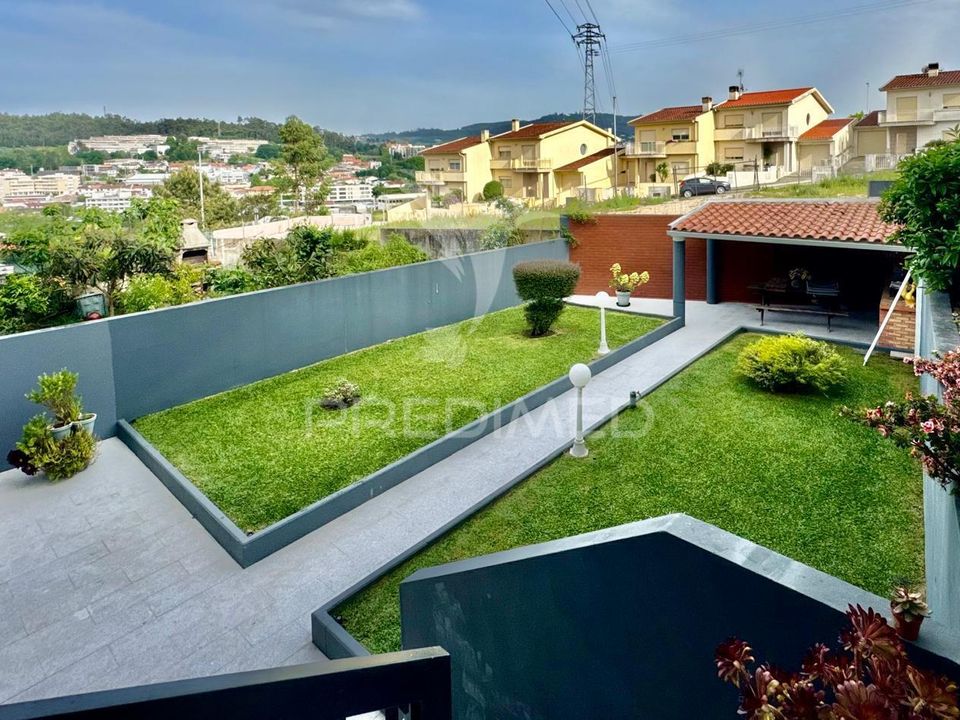 Byhus i Guimaraes, Braga - foto 2