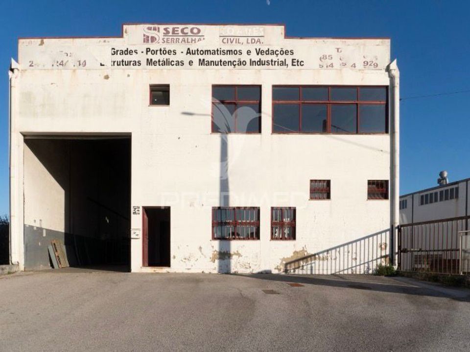 Erhvervsejendom i Batalha, Leiria - foto 2