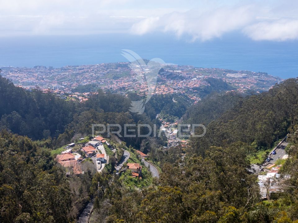 Helårsgrund i Funchal, Madeira - foto 1