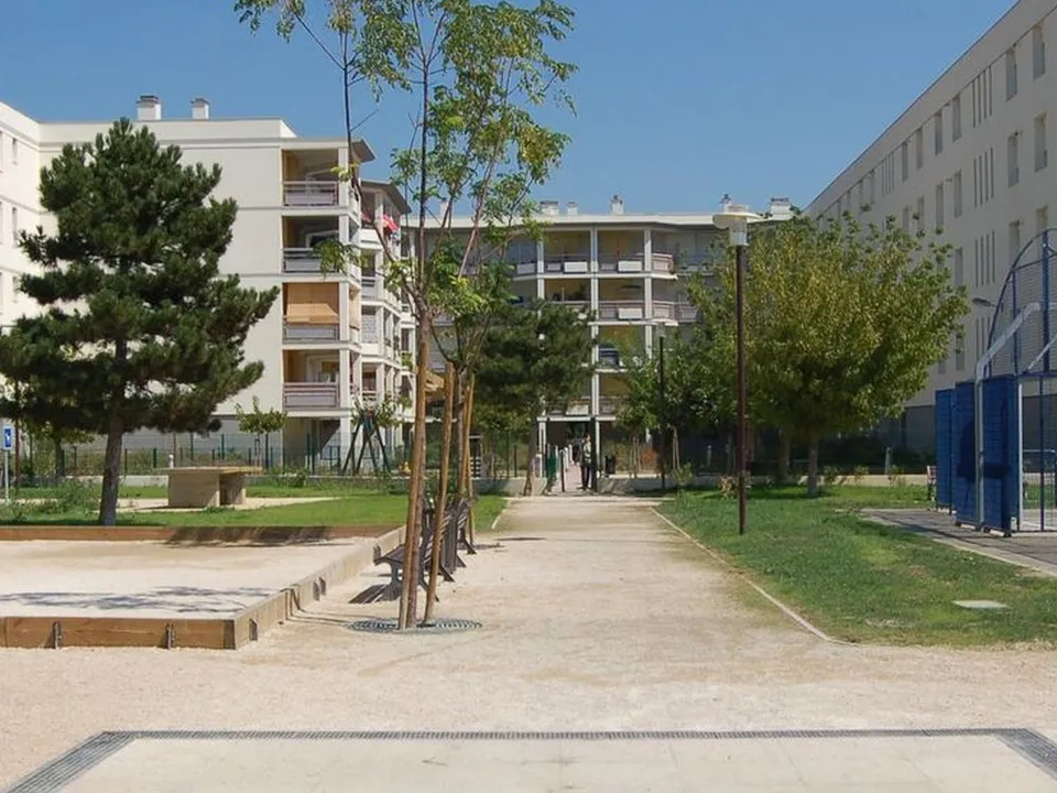 Lejlighed i L'Isle-sur-la-Sorgue, Vaucluse - foto 1