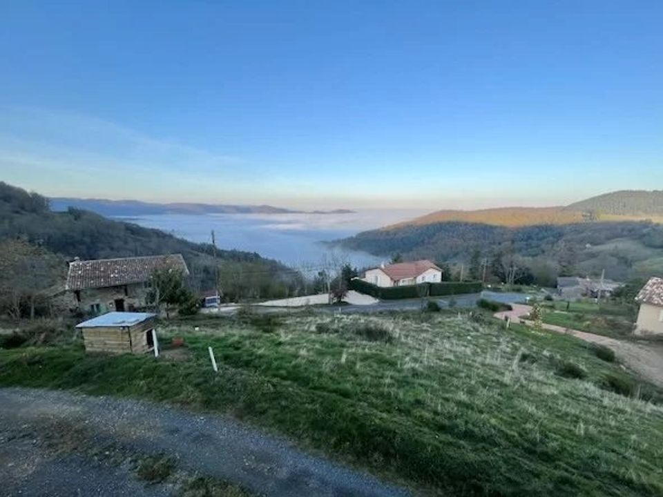 Tomt i St.-Cyr-le-Chatoux, Rhone - bilde 1