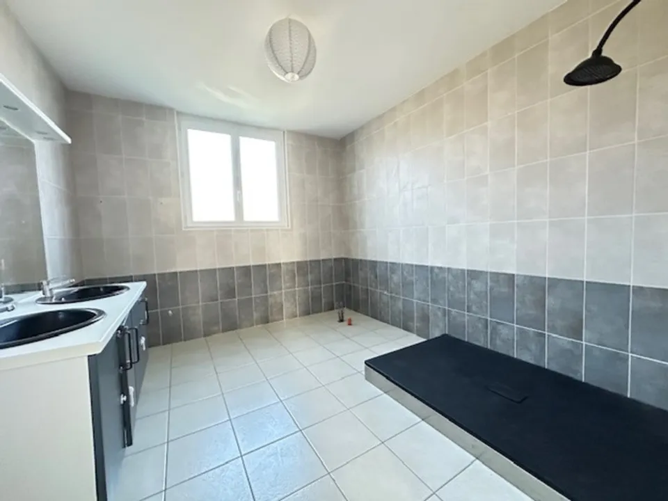 Villa i L'Isle-d'Espagnac, Charente - foto 3