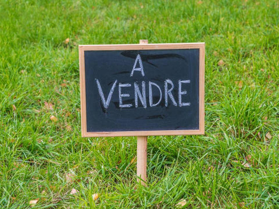 Terreno en Pleurtuit, Ille-et-Vilaine - foto 1