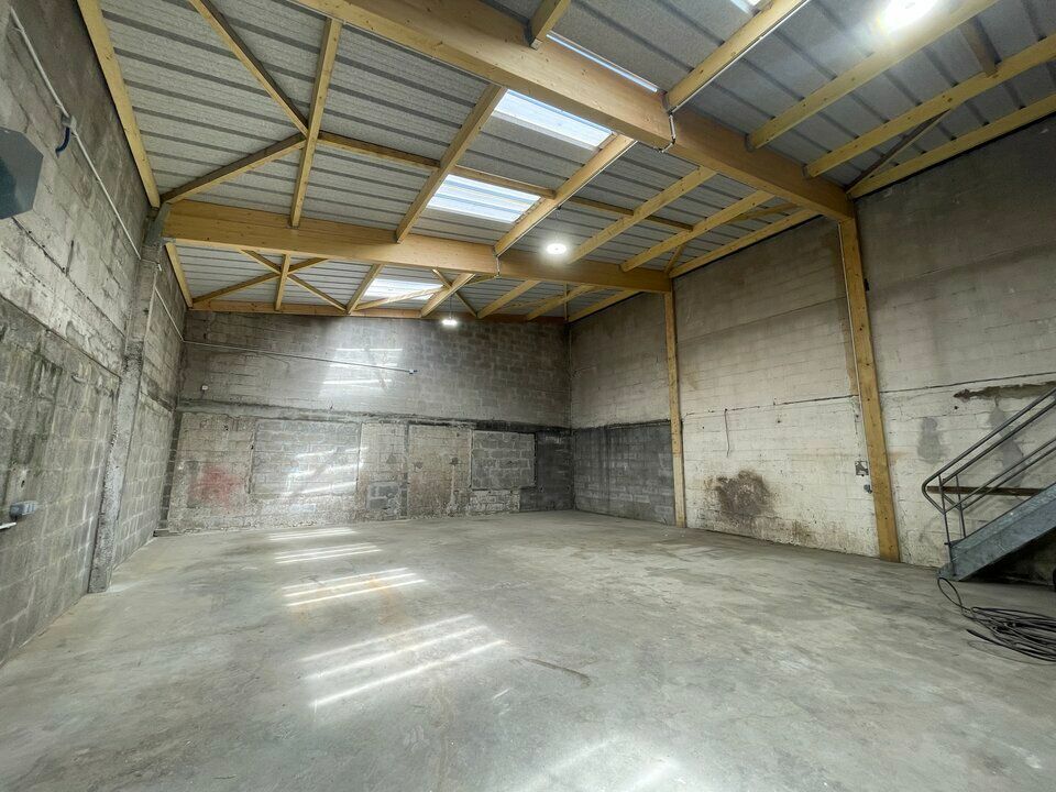 Erhvervsejendom i Lorient, Morbihan - foto 1
