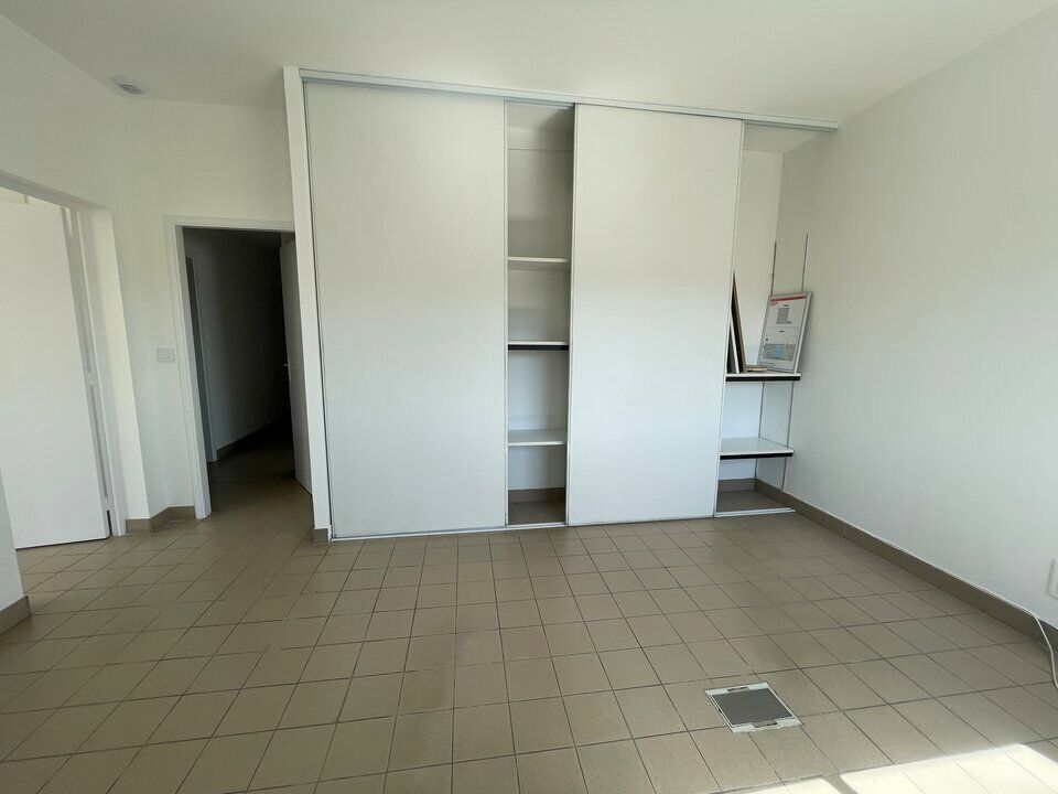 Erhvervsejendom i Lorient, Morbihan - foto 2