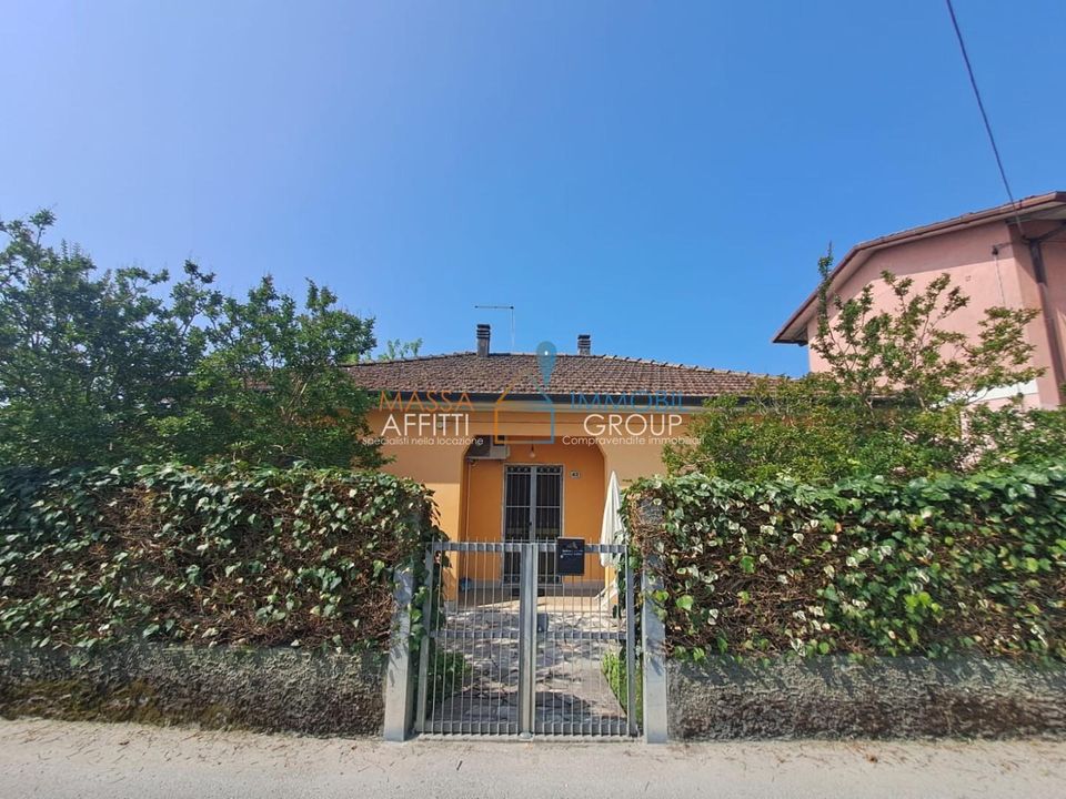 Villa i Massa, Massa and Carrara - foto 1