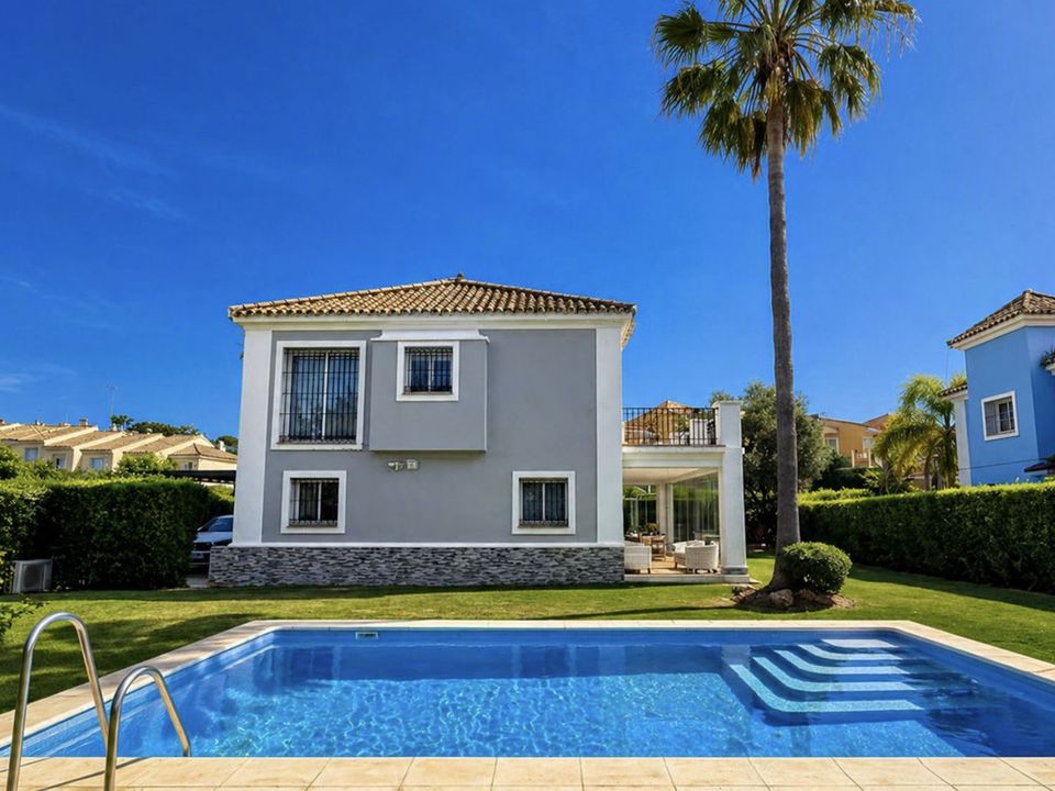 Villa i La Duquesa, Malaga - foto 2