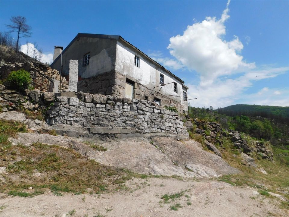 Erhvervsejendom i Seia, Guarda - foto 2