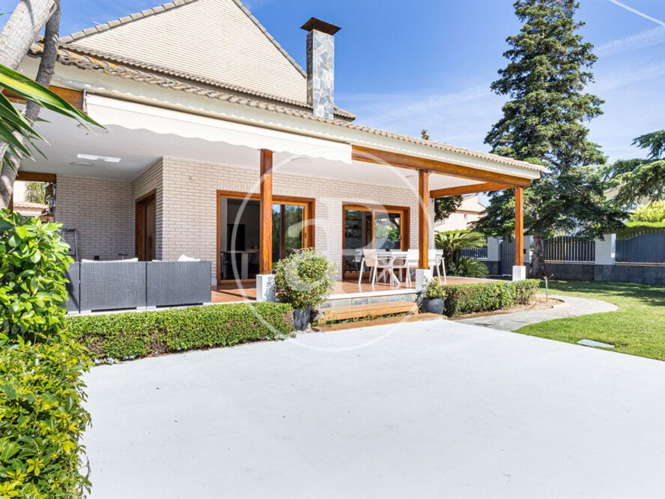 Villa - L'Eliana, Valencia - photo 3