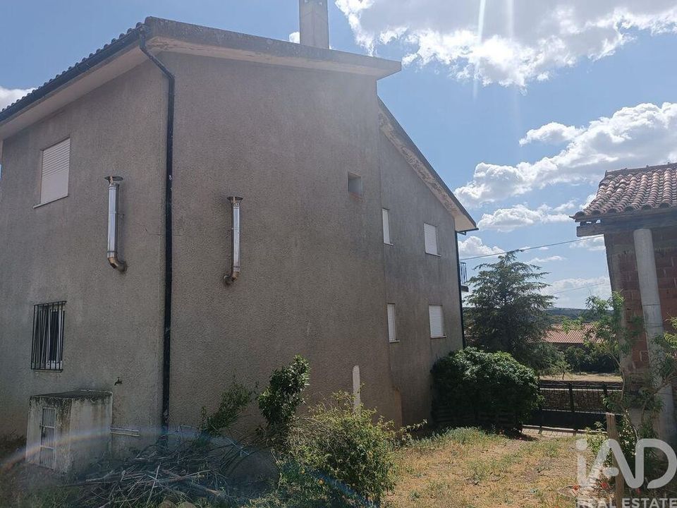 Byhus i Mogadouro, Braganca - foto 4