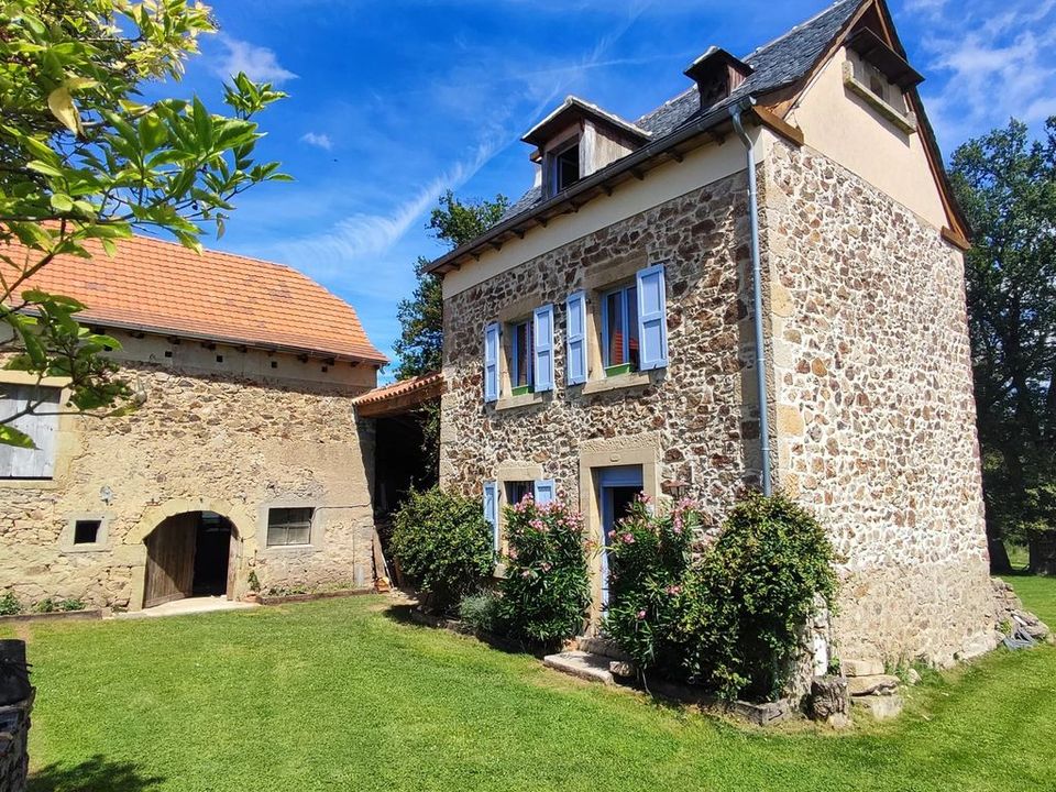 Villa i Lanuéjouls, Aveyron - foto 1