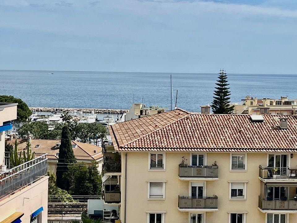 Lejlighed i Beaulieu-sur-Mer, Alpes-Maritimes - foto 3