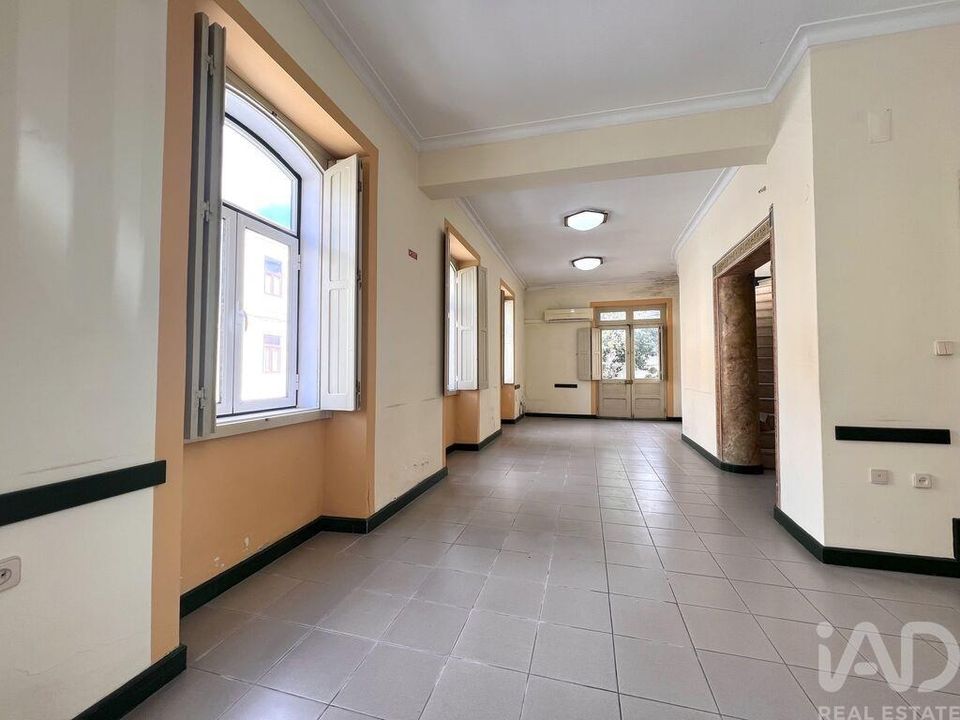 Commercial property in Setubal, Setubal - photo 3