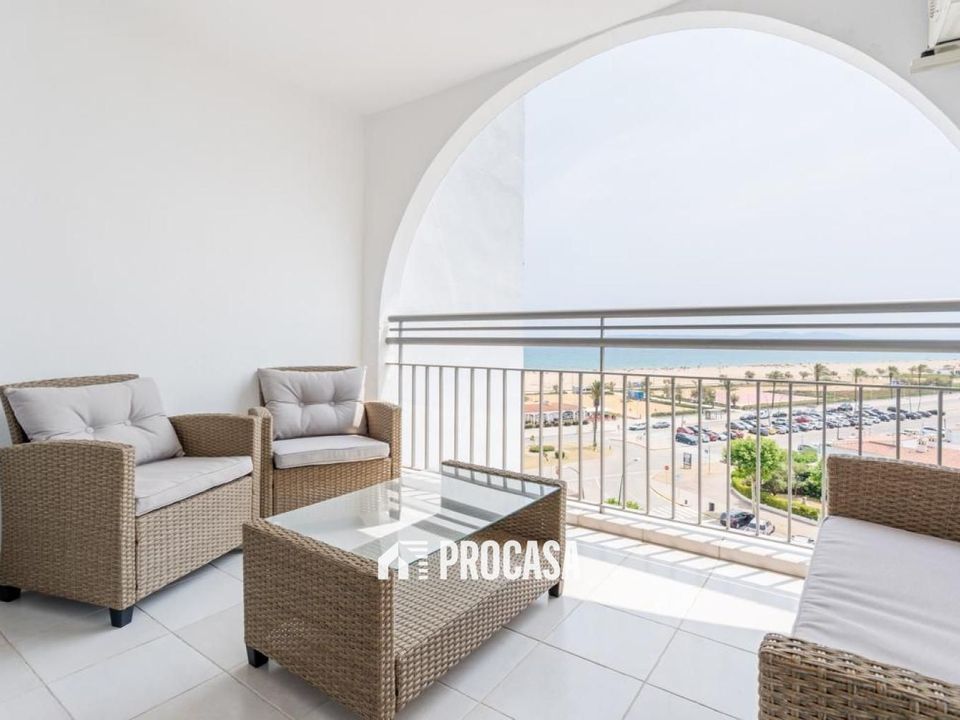 Lejlighed i Empuriabrava, Gerona - foto 1