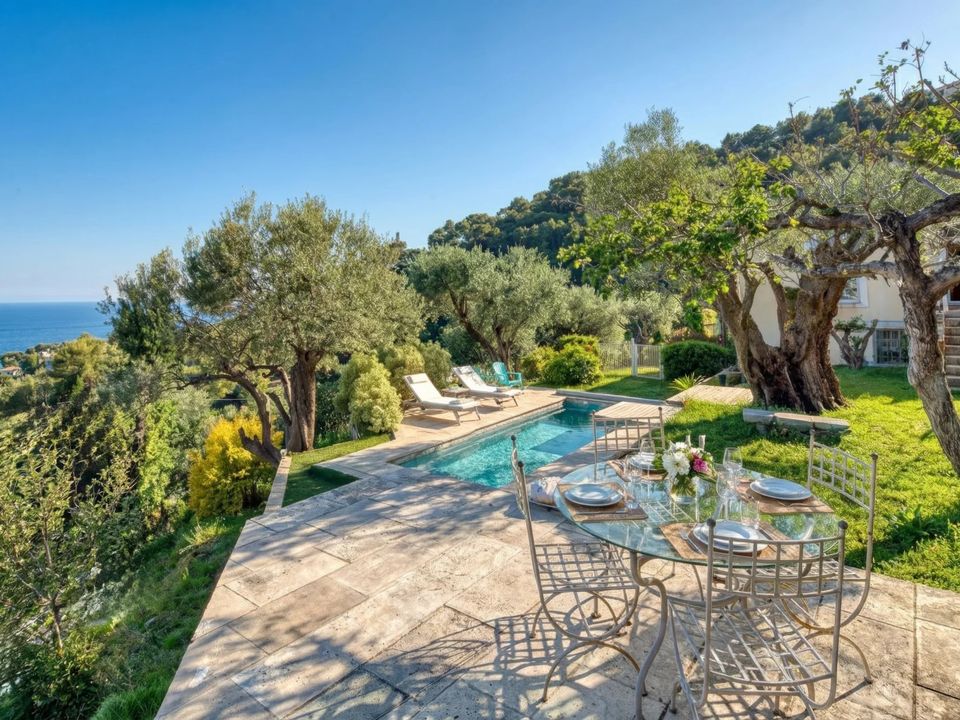 Villa i Roquebrune-Cap-Martin, Alpes-Maritimes - bilde 1