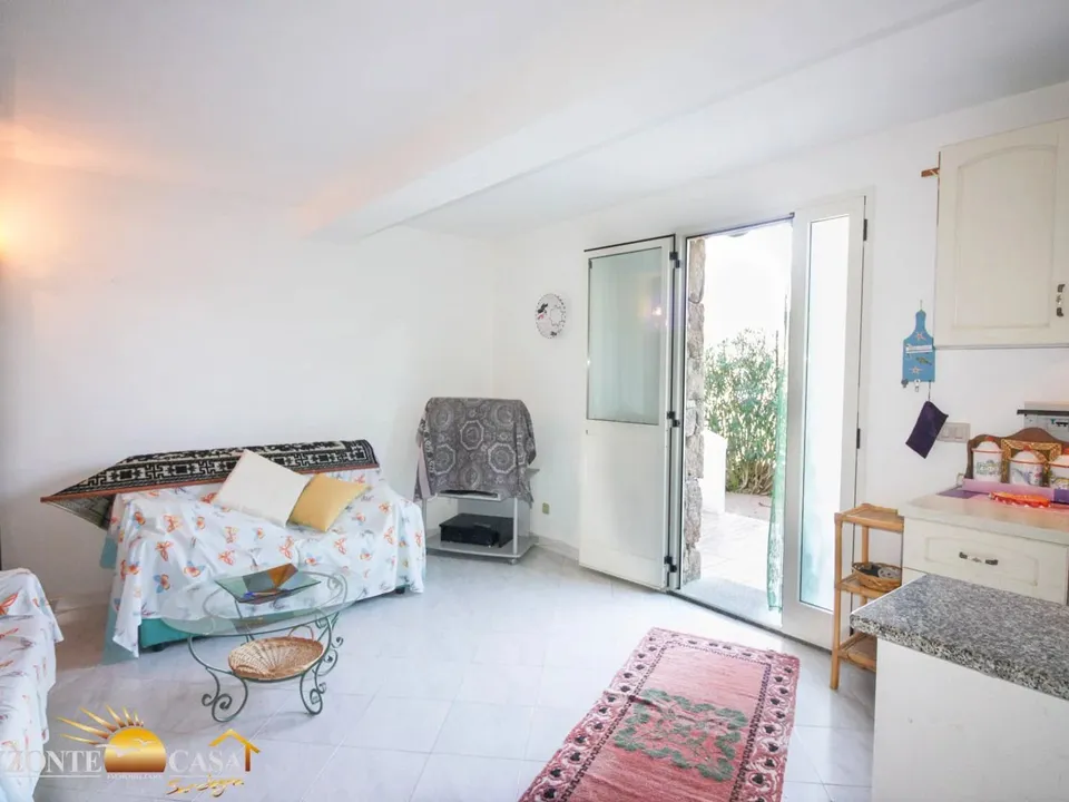 Village house in Budoni, Sassari - photo 2