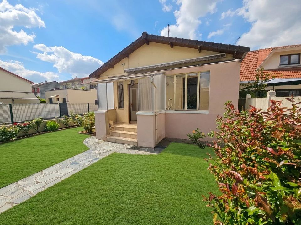 Villa i Montreuil, Seine-Saint-Denis - foto 1