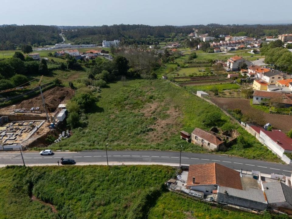 Helårsgrund i Santa Maria da Feira, Aveiro - foto 2