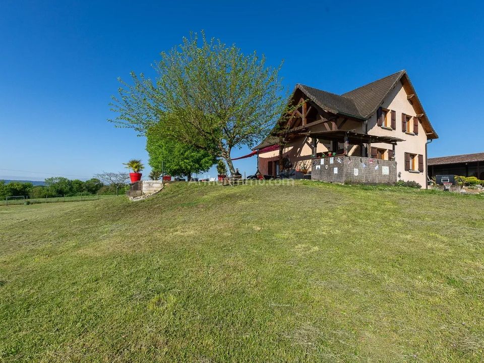 Villa i Saint-Victor-de-Morestel, Isere - foto 1