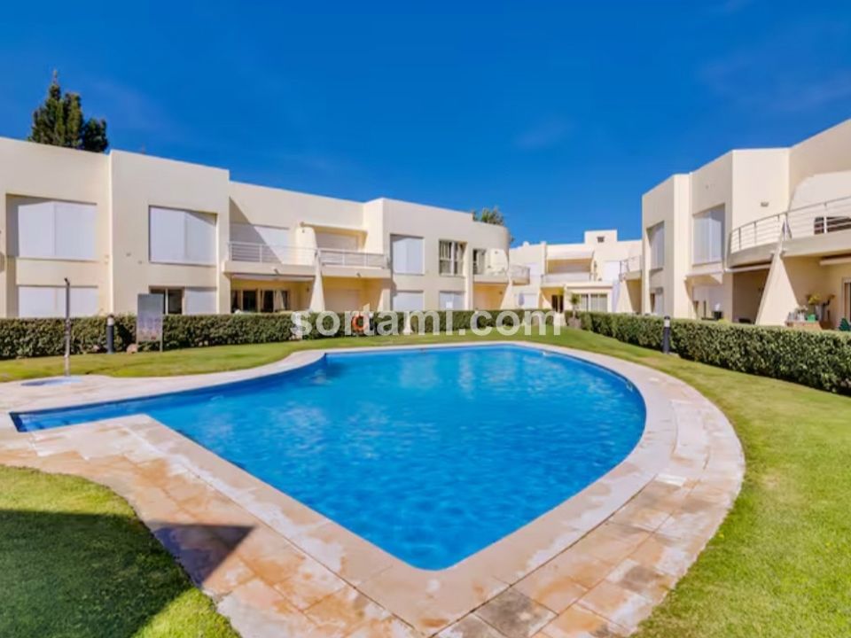 Apartment in Loule, Faro - photo 1