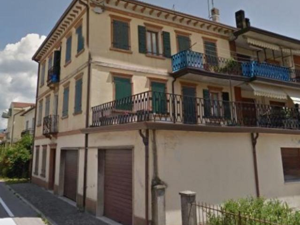 Lejlighed i Borgo Valbelluna, Belluno - foto 1