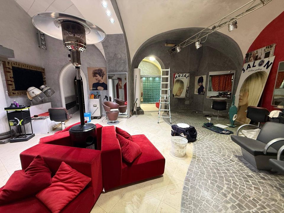 Erhvervsejendom i San Nicola la Strada, Caserta - foto 1