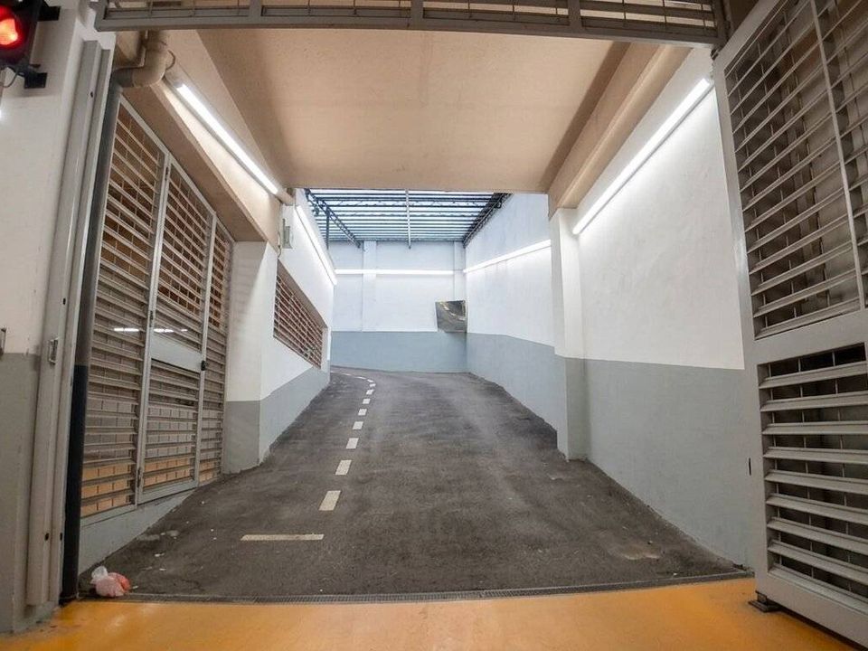 Parkeringsplass i Torino, Turin - bilde 2