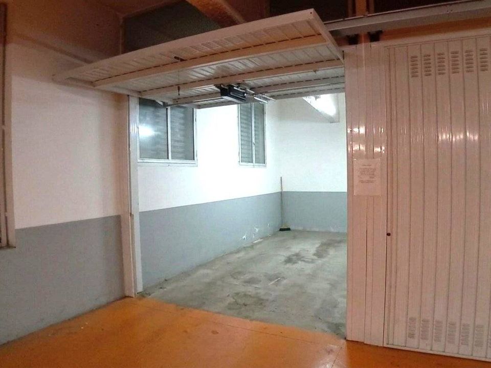 Parkeringsplass i Torino, Turin - bilde 4