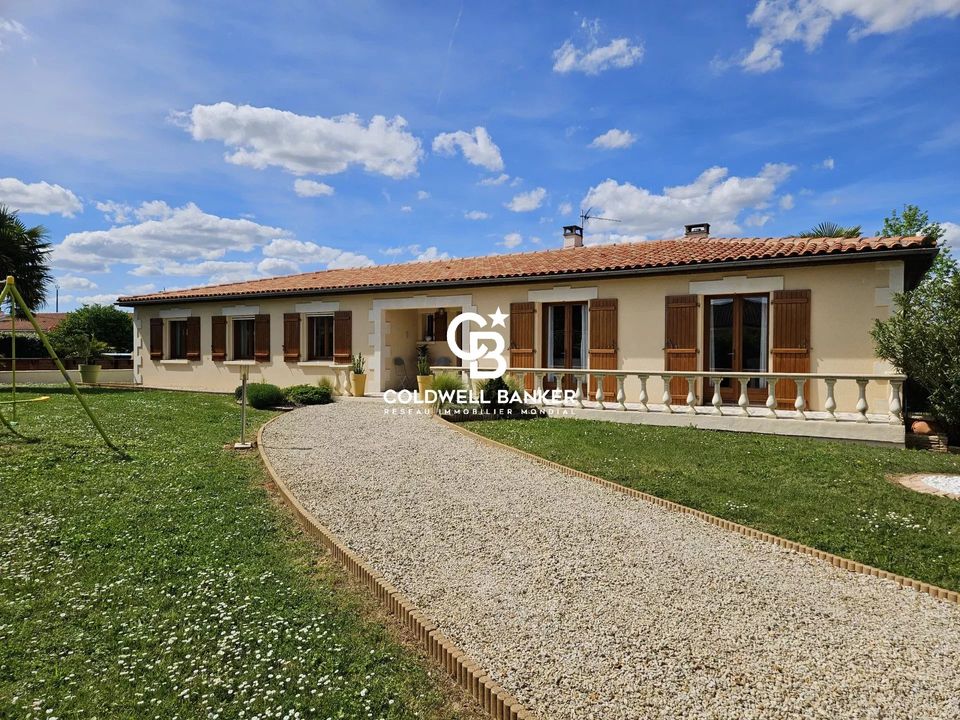 Villa a Burie, Charente-Maritime - foto 1