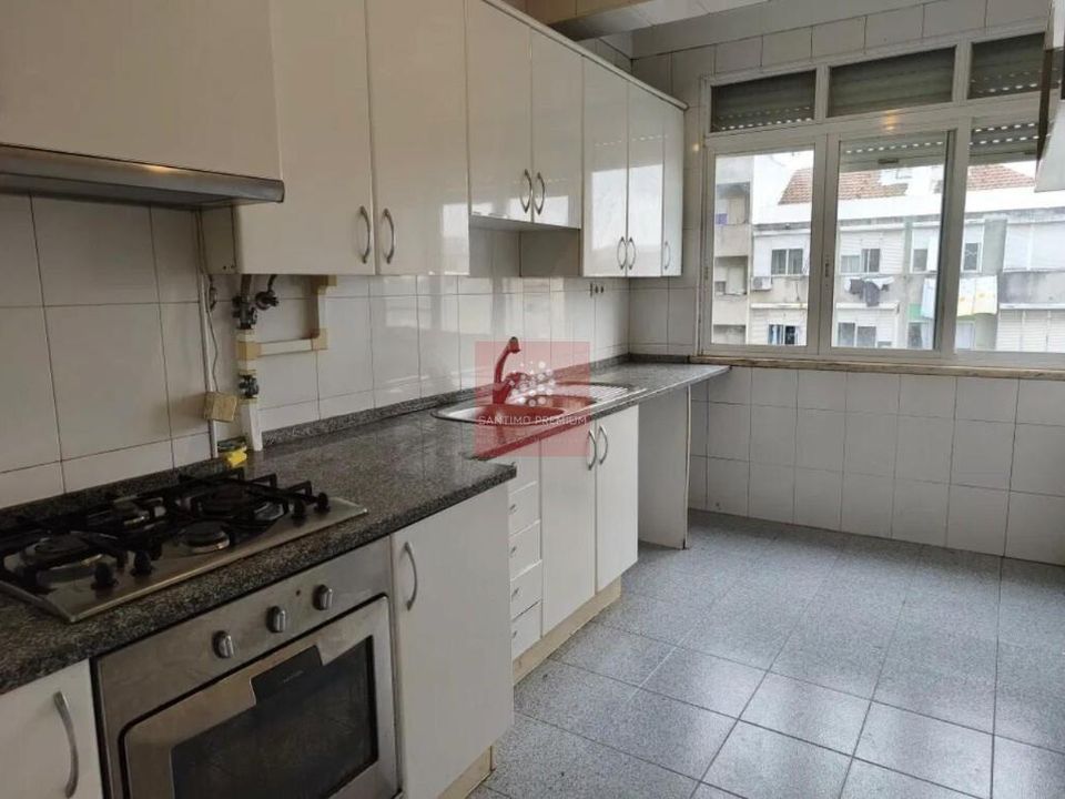 Lejlighed i Amadora, Lisbon - foto 1