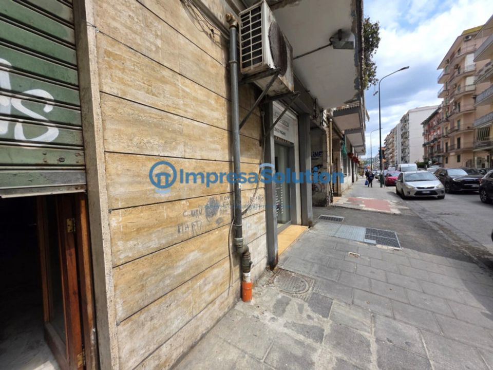 Erhvervsejendom i Naples, Naples - foto 3