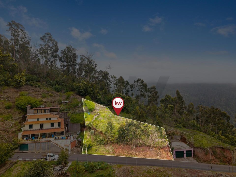 Helårsgrund i Ribeira Brava, Madeira - foto 1