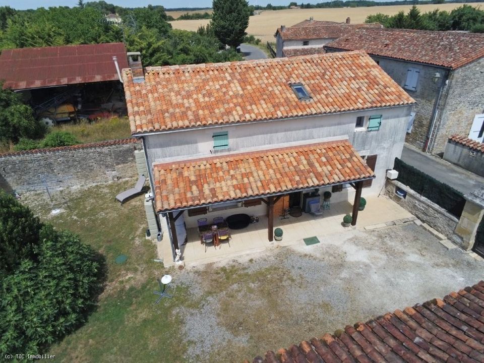 Villa i Villefagnan, Charente - foto 1