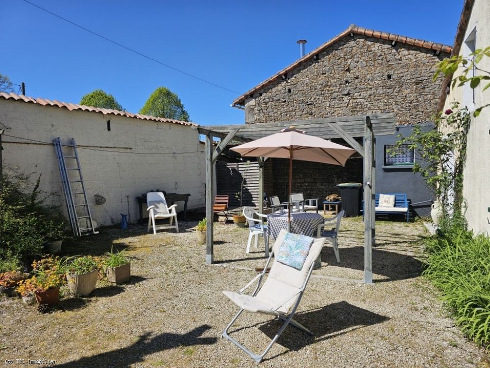 Villa i Nanteuil-en-Vallee, Charente - foto 4