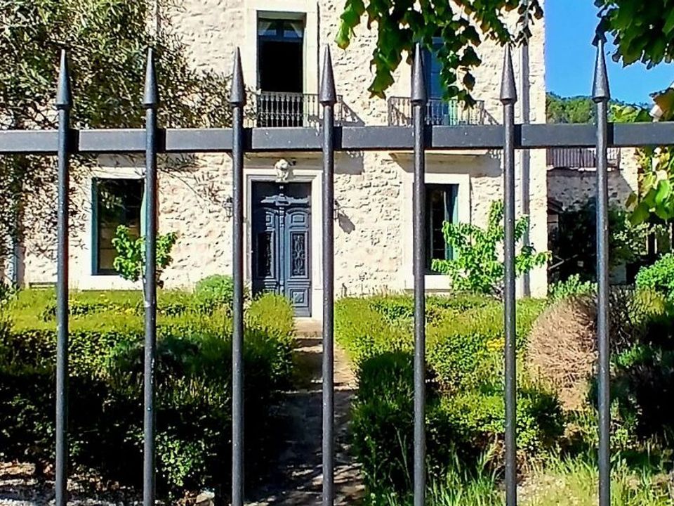 Villa i Lamalou-les-Bains, Herault - foto 1