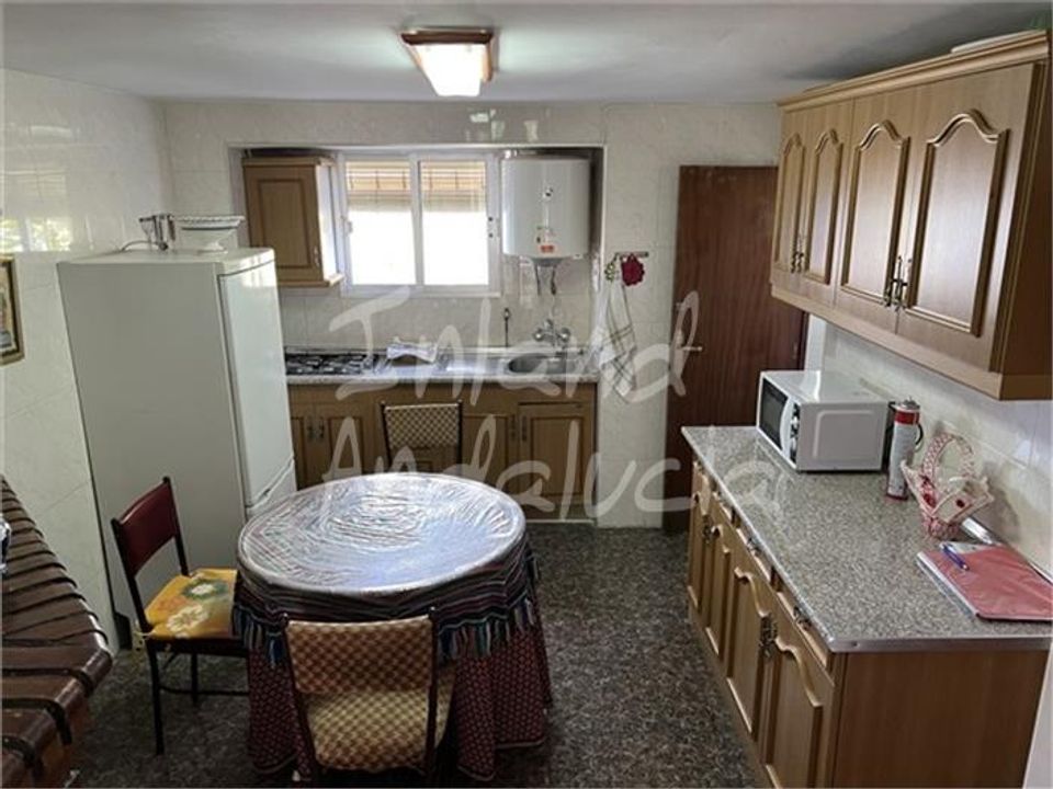 Casa de pueblo en Charilla, Jaen - foto 2