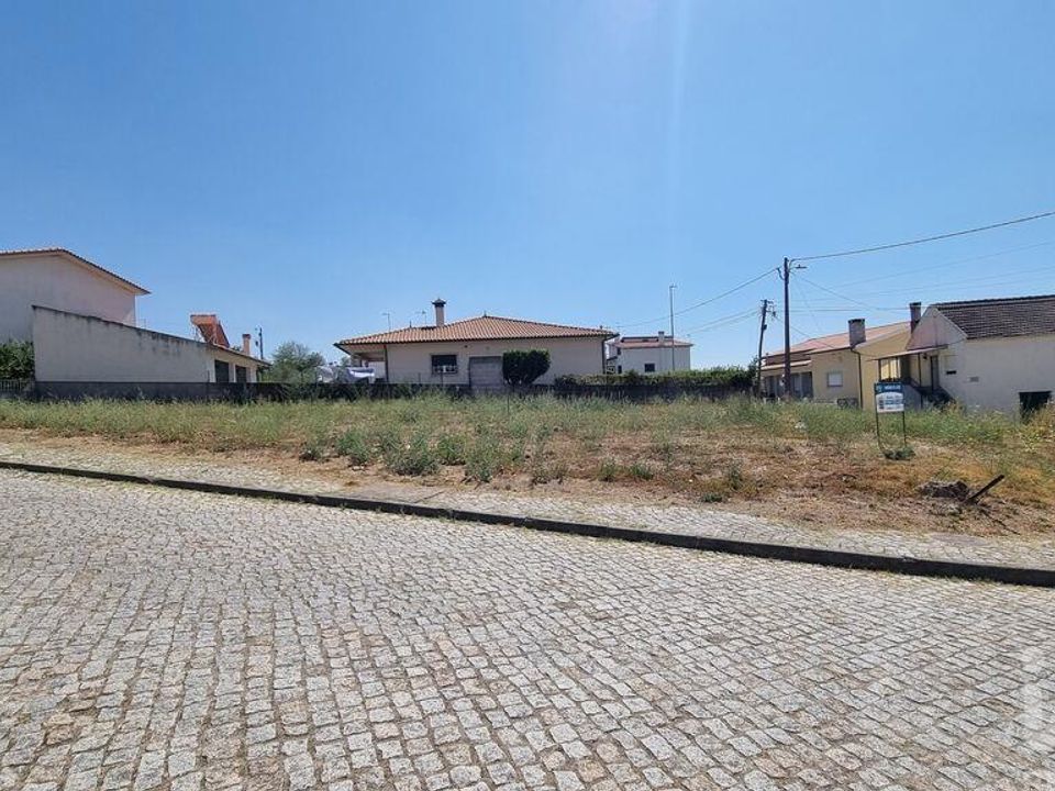 Helårsgrund i Celorico da Beira, Guarda - foto 1