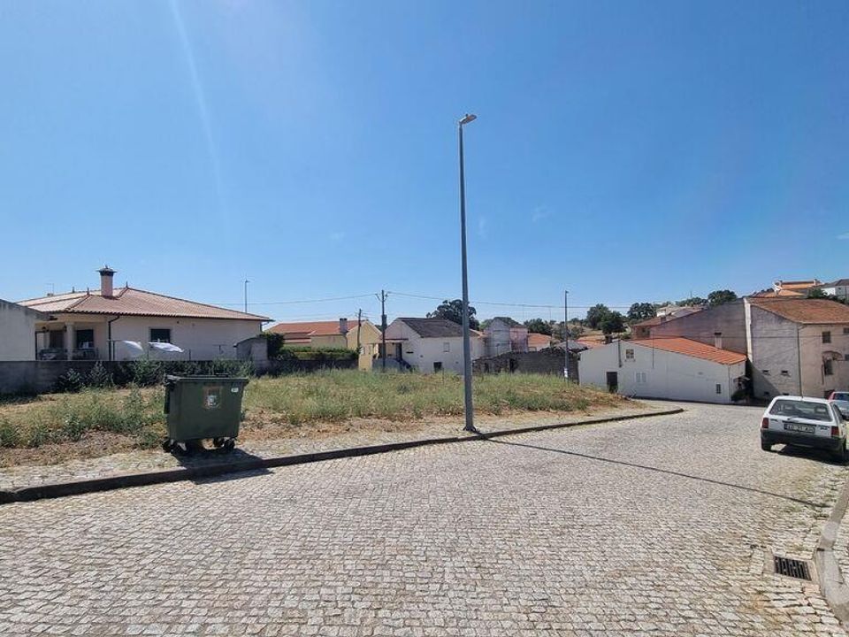 Helårsgrund i Celorico da Beira, Guarda - foto 5