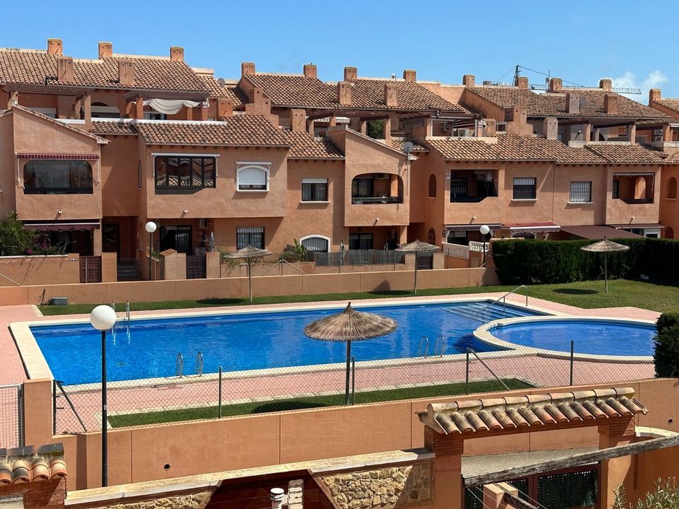Lejlighed i Torrevieja, Alicante - foto 1