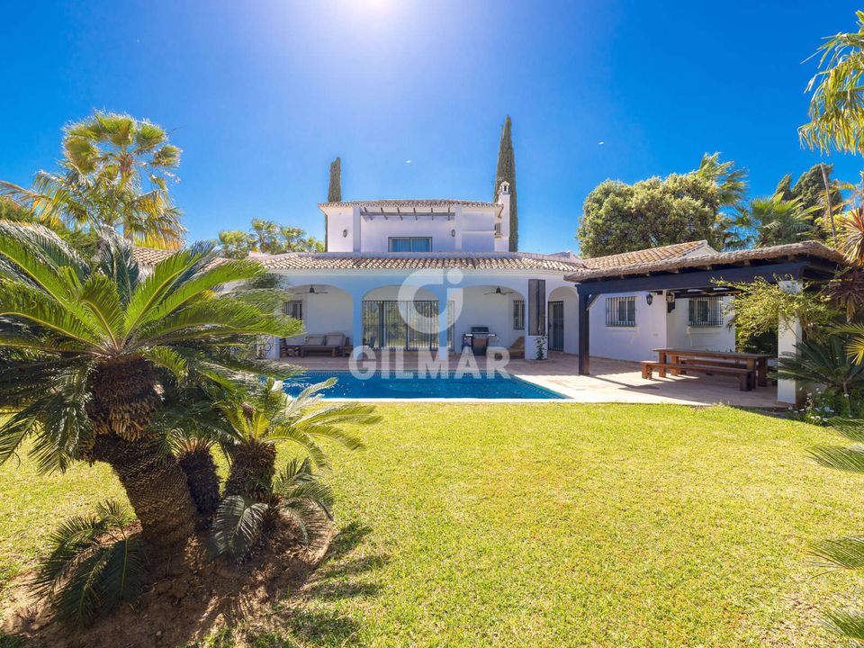 Villa i Estepona, Malaga - foto 1