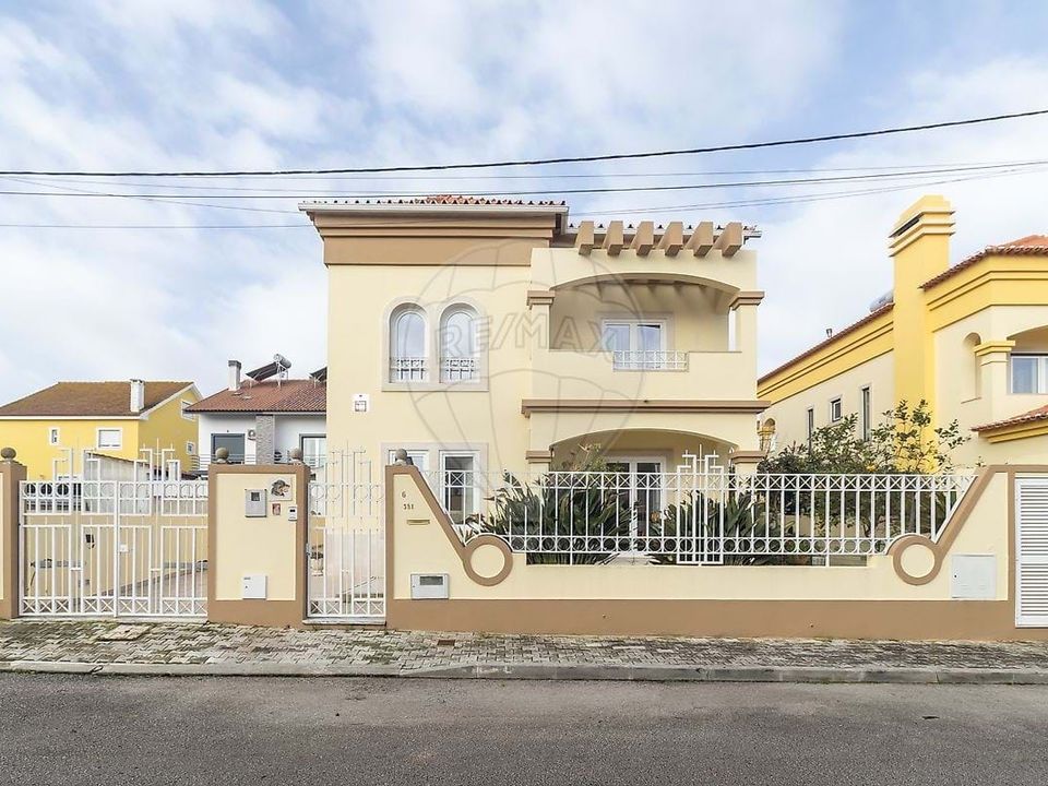 Villa i Seixal, Setubal - bilde 1