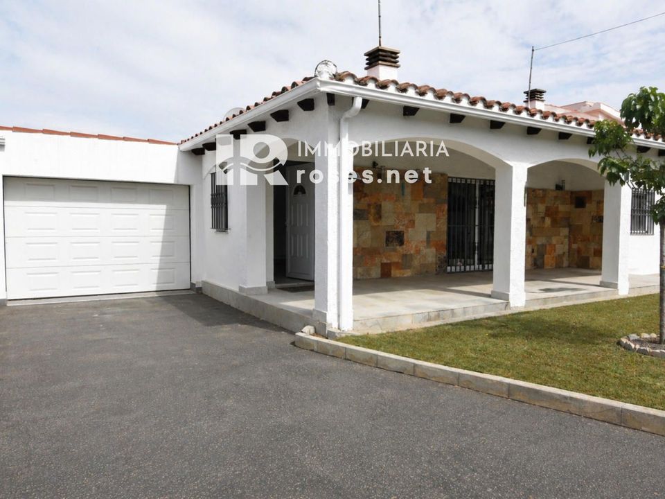 Villa i Empuriabrava, Gerona - foto 1