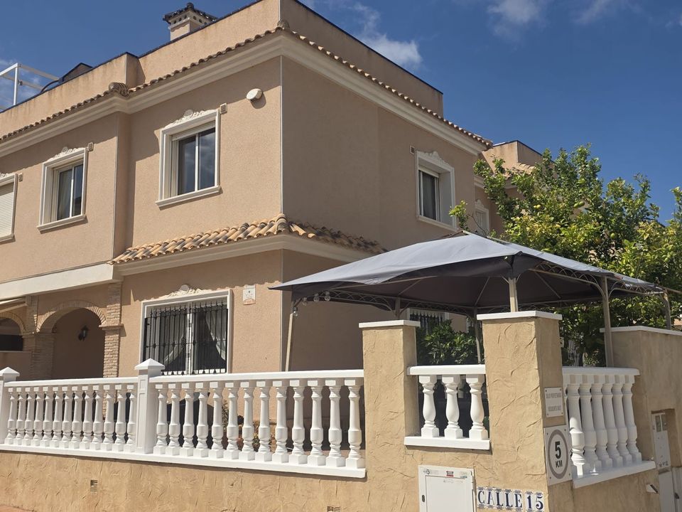 Villa i Orihuela Costa, Alicante - foto 1